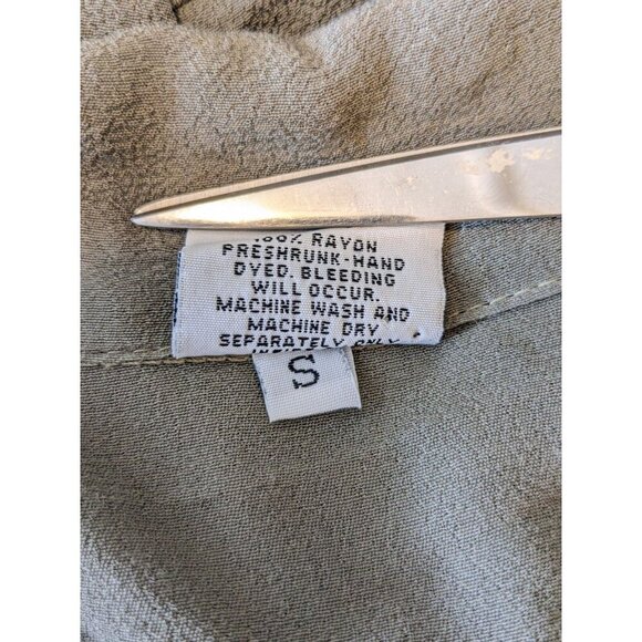 CP Shades Blouse Top Womens Small Green Button Front Rayon Collared Boxy Shirt - Picture 7 of 7